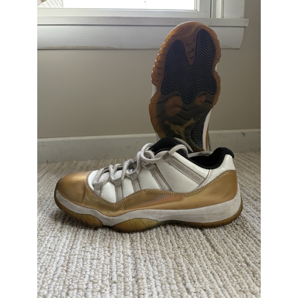 Air Jordan 11 Low Closing Ceremony Sneakers Mens Size 10.5 White Gold 528895-103